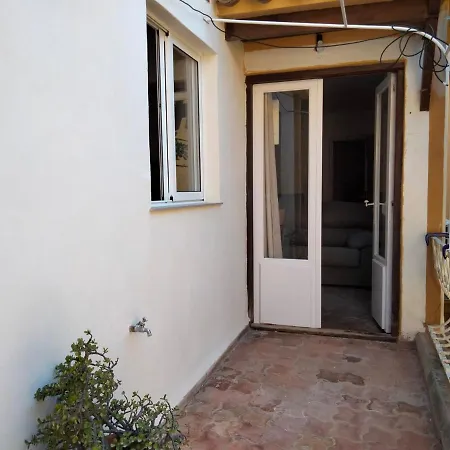 Estudio Castillo 아파트 *